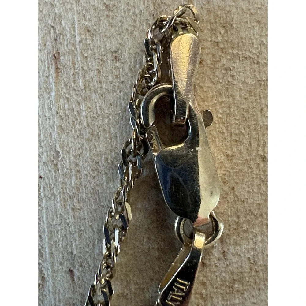 14k Gold Twisted Chain Necklace 2.22 Grams  18.5